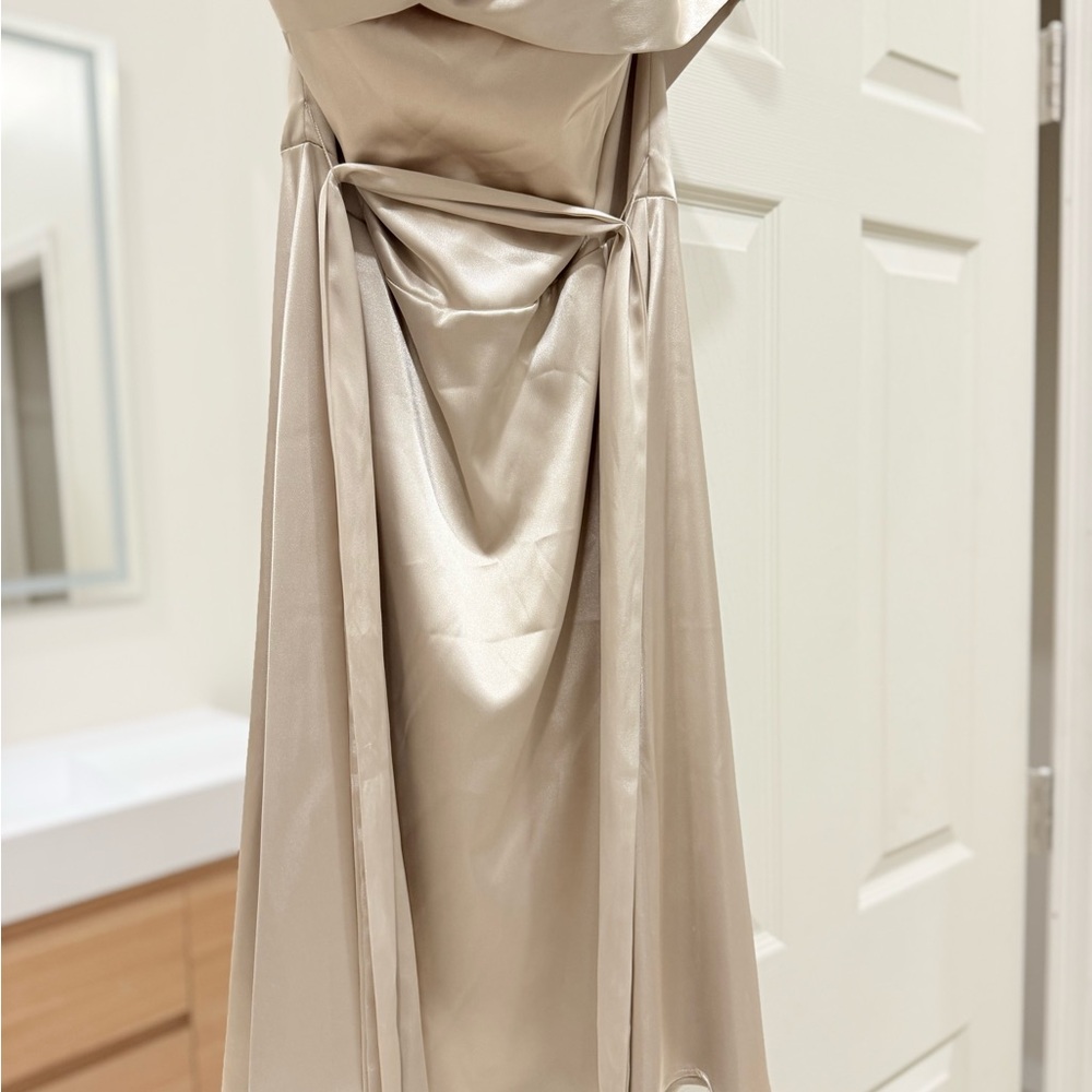 Jump Satin Dress in Light Beige